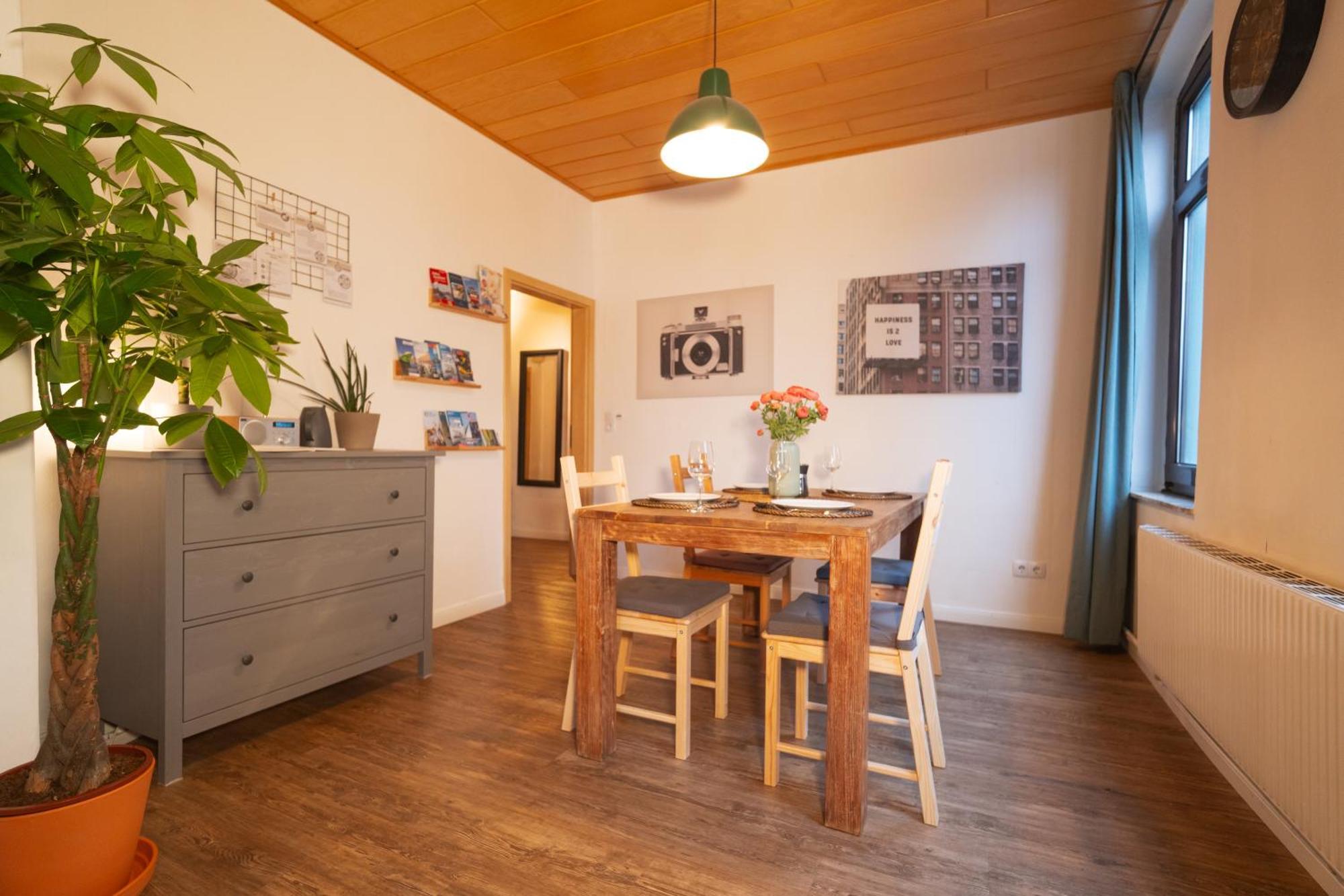 Apartment Blaue Tuerchen - Mit Beamer Und Kicker *