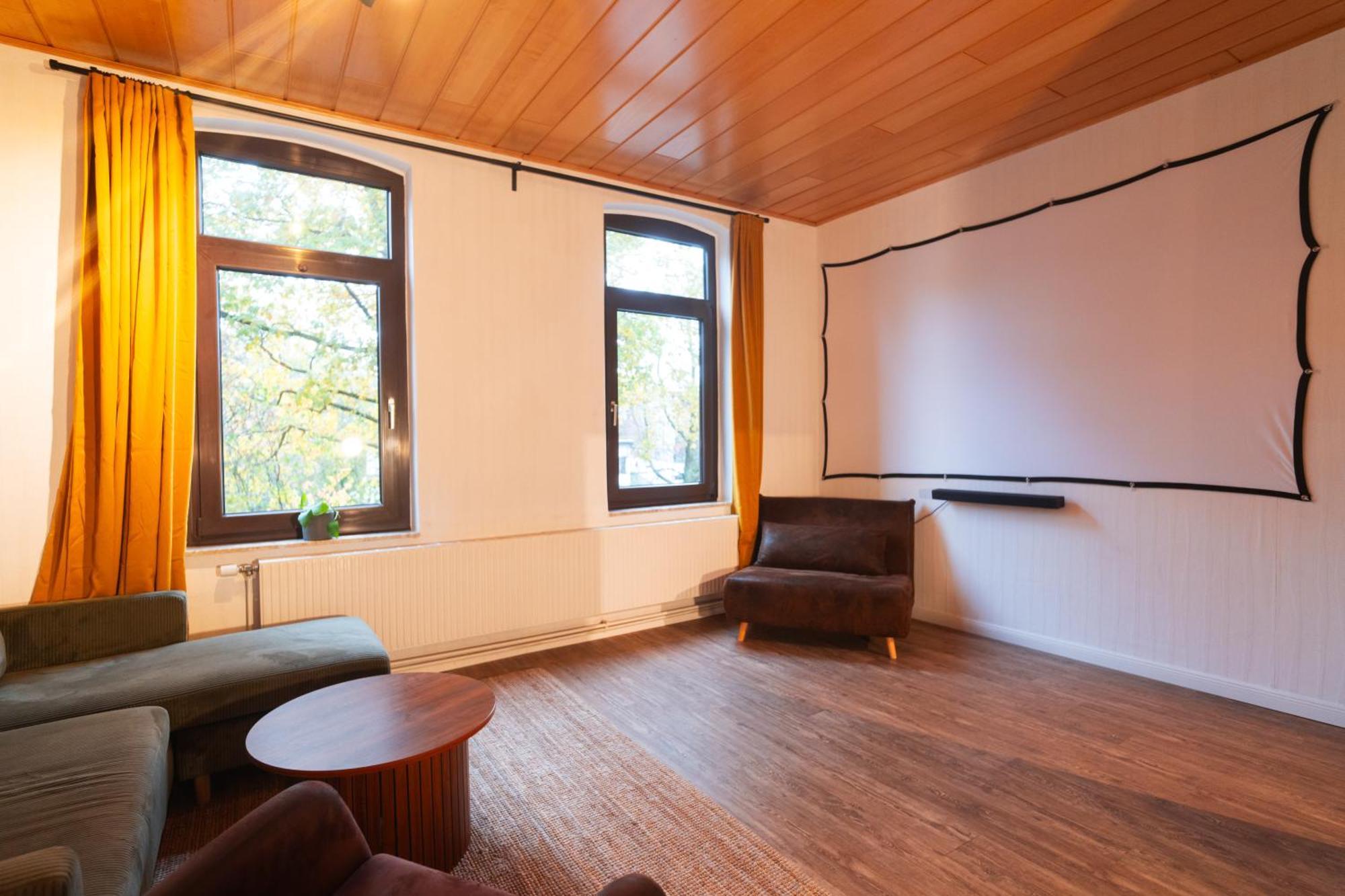 Apartment Blaue Tuerchen - Mit Beamer Und Kicker
